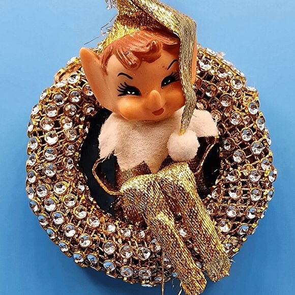 1950s Pixie Elf Knee Hugger Gold Wreath Ornament Retro Christmas Decor - Picture 5 of 11
